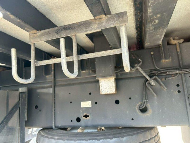 いすゞ ギガ 大型 平ボディ 2PG-CYL77C(93384) 8枚目