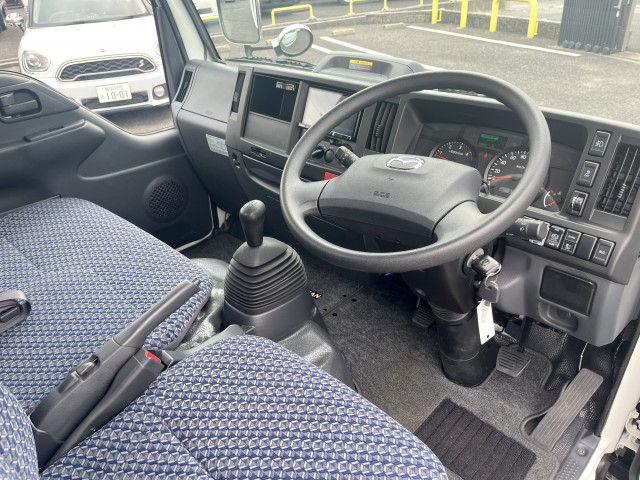 マツダ タイタン 小型 平ボディ 2RG-LJR88A(93388) 14枚目