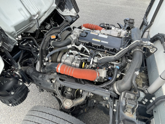 マツダ タイタン 小型 冷凍冷蔵バン 2RG-LJR88AN(93389) 37枚目