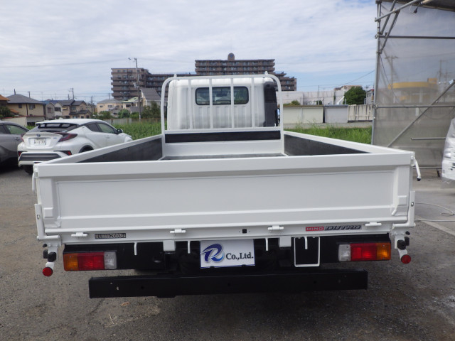 日野 デュトロ 小型 平ボディ 2RG-XZU710M(93399) 5枚目