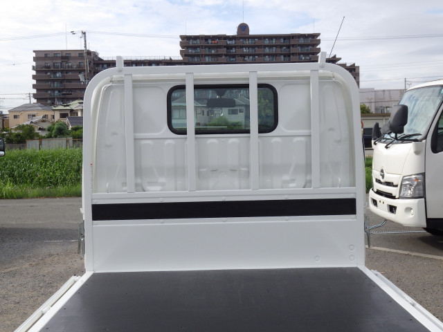 日野 デュトロ 小型 平ボディ 2RG-XZU605M(93402) 23枚目