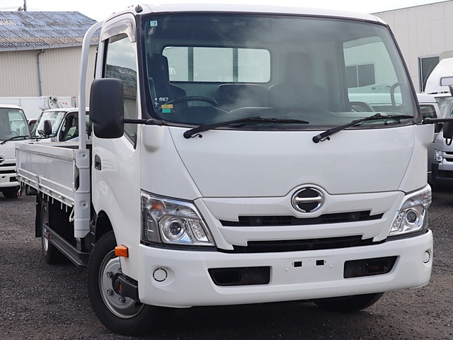 日野 デュトロ 小型 平ボディ 2RG-XZU710M(93404) 2枚目