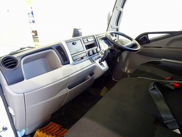 三菱ふそう キャンター 小型 平ボディ 2PG-FGA50(93417) 7枚目