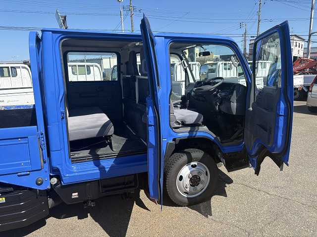 いすゞ エルフ 小型 Wキャブ TRG-NHS85A(93421) 46枚目