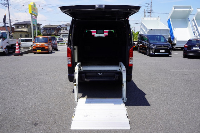 トヨタ ハイエース 小型 ライトバン QDF-GDH201V(93436) 15枚目