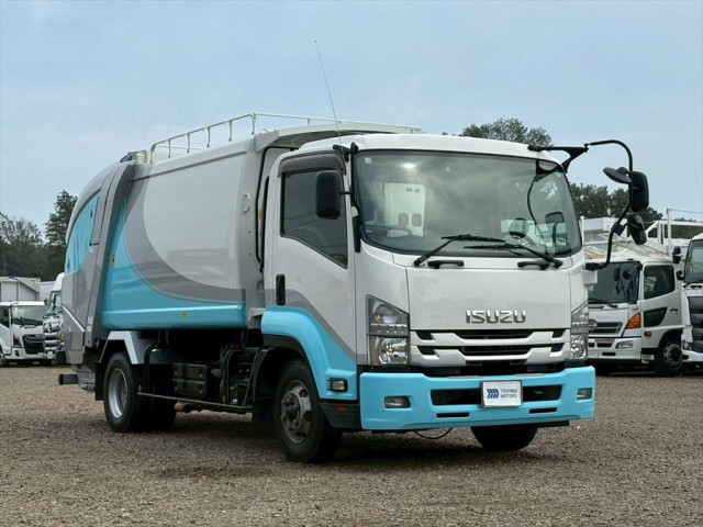 いすゞ フォワード 中型 塵芥車（プレス式） 2RG-FRR90S2(93444) 2枚目