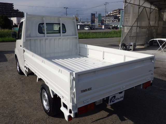トヨタ タウンエース 小型 平ボディ DBF-S402U(93448) 2枚目