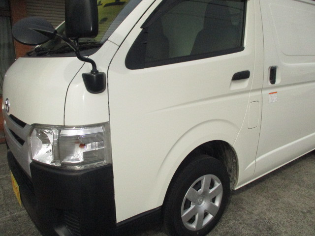 トヨタ ハイエース 小型 冷凍冷蔵バン QDF-GDH201V(93449) 35枚目