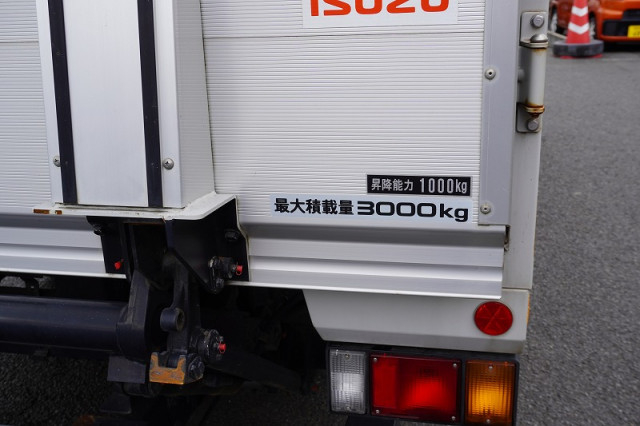 いすゞ エルフ 小型 アルミバン TRG-NPR85AN(93451) 32枚目