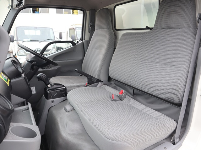 トヨタ ダイナ 小型 アルミバン TPG-XZC605(93455) 37枚目