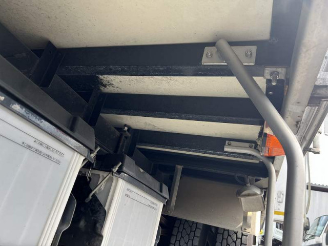 いすゞ エルフ 小型 アルミバン 2RG-NPR88YN(93460) 31枚目