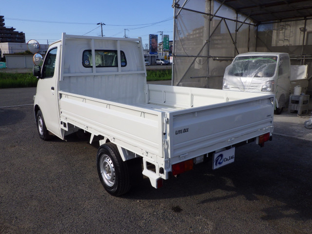 トヨタ ライトエース 小型 平ボディ DBF-S402U(93468) 2枚目