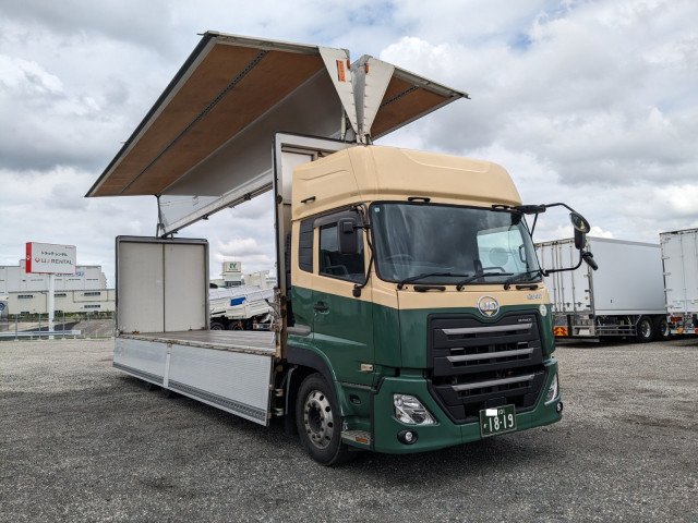 UDトラックス（日産） クオン 大型 アルミウィング 2PG-CX5BA(93481) 35枚目