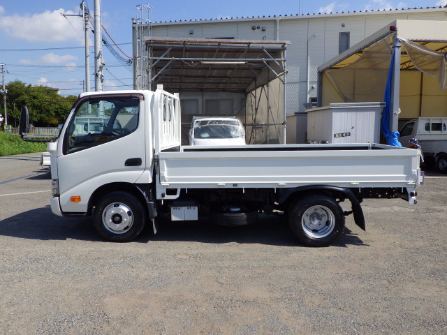 トヨタ ダイナ 小型 平ボディ TPG-XZU605(93484) 3枚目