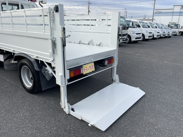 トヨタ トヨエース 小型 平ボディ TPG-XZU605(93487) 14枚目