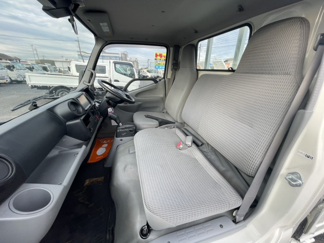 トヨタ トヨエース 小型 平ボディ TPG-XZU605(93487) 22枚目