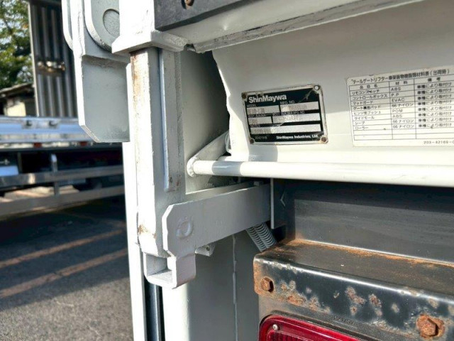 三菱ふそう ファイター 増トン 平ボディ 2KG-FK62FY(93490) 11枚目