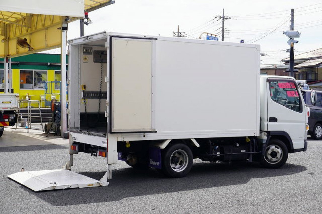 三菱ふそう キャンター 小型 アルミバン TPG-FBA20(93499) 9枚目