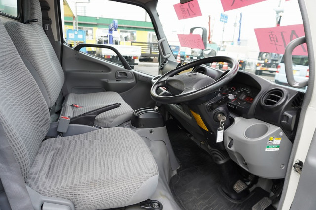 トヨタ ダイナ 小型 アルミバン TPG-XZU605(93500) 34枚目