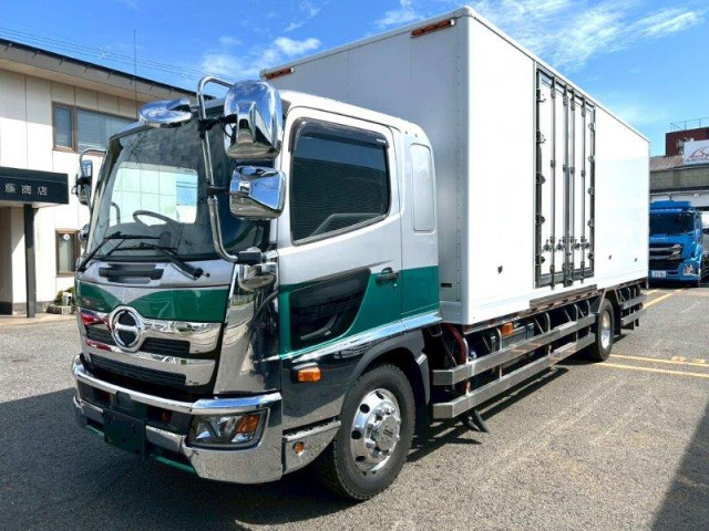 日野 レンジャー 増トン 保冷バン 2PG-FE2ABA(93502) 1枚目
