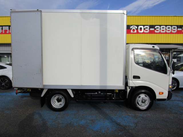 トヨタ トヨエース 小型 アルミバン TPG-XZU605(93506) 9枚目