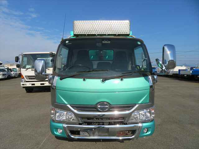 日野 デュトロ 小型 コンテナ専用車 TKG-XZU605M(93513) 3枚目