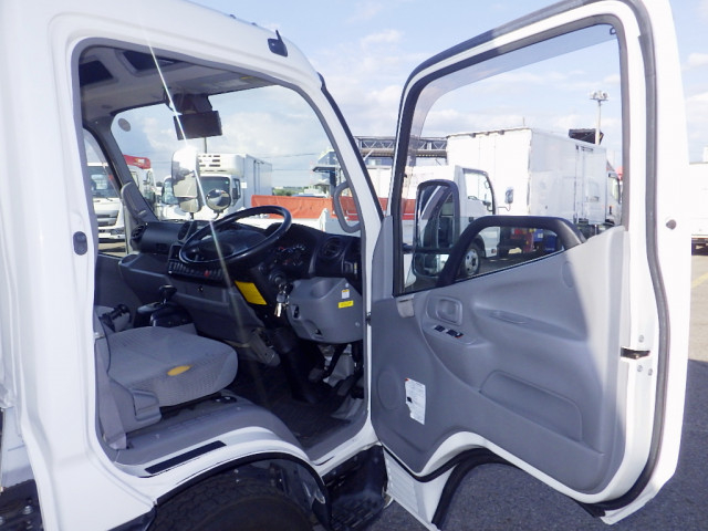 日野 デュトロ 小型 冷凍冷蔵バン TSG-XKU650M(93517) 45枚目