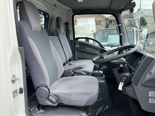 いすゞ エルフ 小型 車載専用車 TRG-NPR85AN(93531) 42枚目