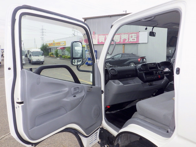トヨタ トヨエース 小型 アルミバン TKG-XZC605V(93543) 41枚目