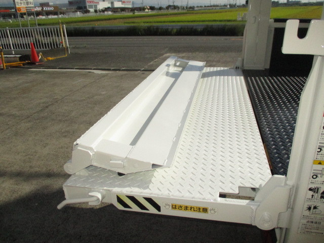 いすゞ エルフ 小型 平ボディ TPG-NMR85R(93549) 6枚目