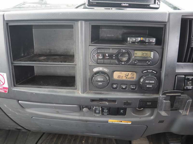 いすゞ フォワード 中型 車載専用車 TKG-FRR90S2(93550) 44枚目