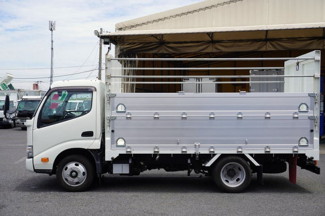 トヨタ ダイナ 小型 平ボディ 2RG-XZU645(93567) 3枚目