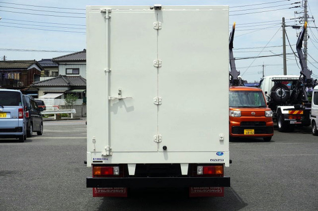 トヨタ ダイナ 小型 平ボディ 2RG-XZU645(93567) 4枚目