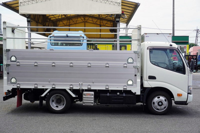 トヨタ ダイナ 小型 平ボディ 2RG-XZU645(93567) 5枚目