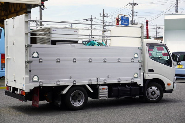 トヨタ ダイナ 小型 平ボディ 2RG-XZU645(93567) 8枚目
