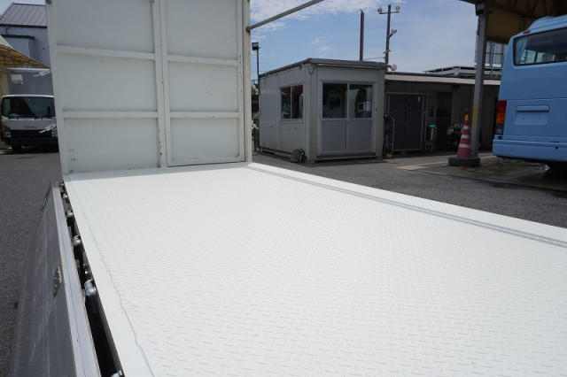 トヨタ ダイナ 小型 平ボディ 2RG-XZU645(93567) 22枚目