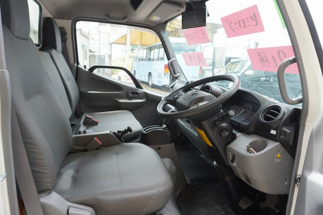 トヨタ ダイナ 小型 平ボディ 2RG-XZU645(93567) 34枚目