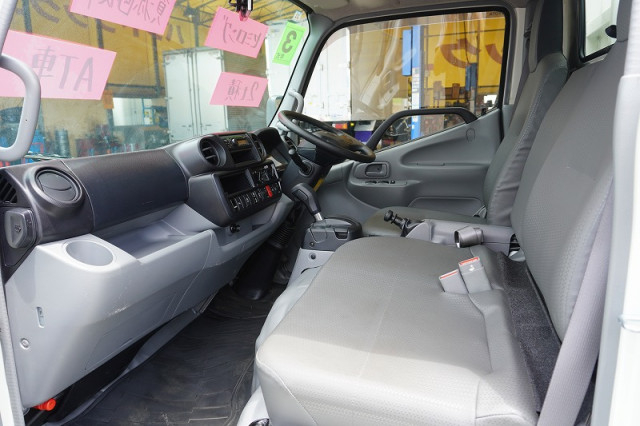 トヨタ ダイナ 小型 平ボディ 2RG-XZU645(93567) 35枚目