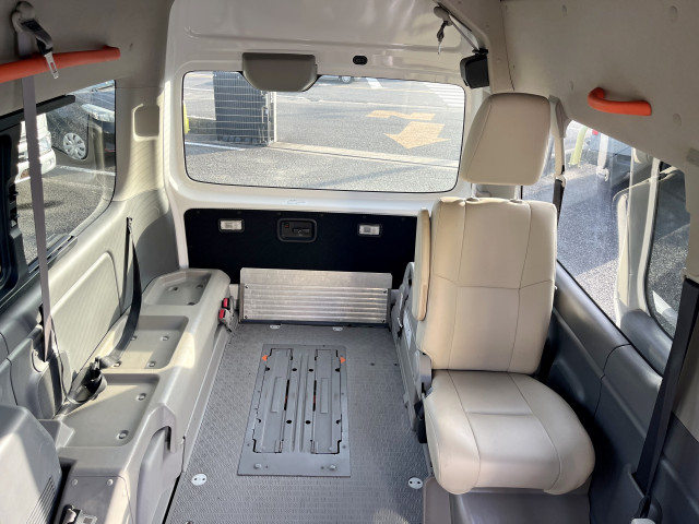 日産自動車 キャラバン 小型 バス CBF-CS4E26(93580) 14枚目