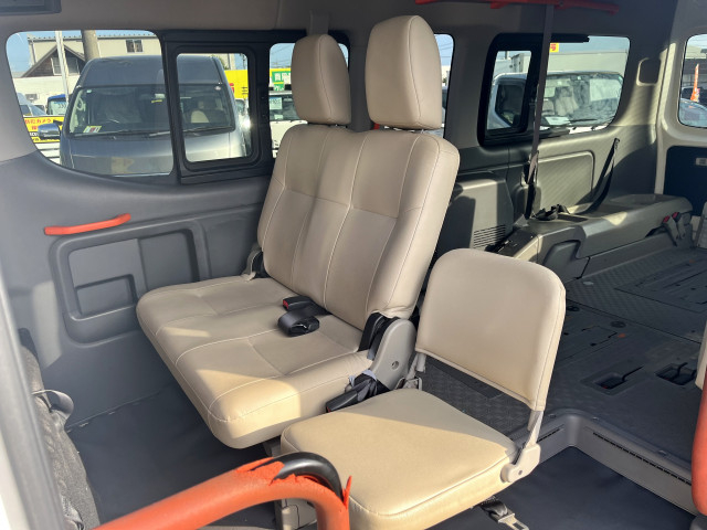 日産自動車 キャラバン 小型 バス CBF-CS4E26(93580) 17枚目