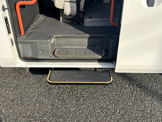 日産自動車 キャラバン 小型 バス CBF-CS4E26(93580) 21枚目