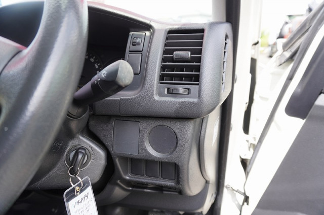 トヨタ 小型 ライトバン CBF-TRH200V(93581) 33枚目