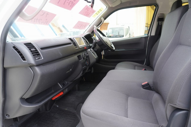 トヨタ 小型 ライトバン CBF-TRH200V(93581) 38枚目