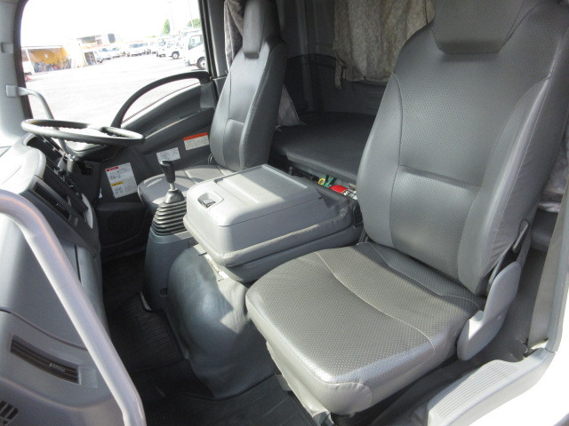 いすゞ フォワード 中型 コンテナ専用車 TKG-FRR90S2(93585) 21枚目