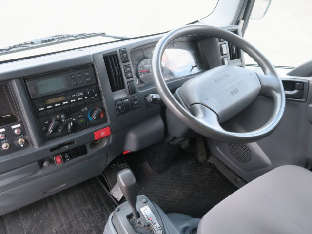 いすゞ エルフ 小型 冷凍冷蔵バン TKG-NLR85AN(93589) 32枚目