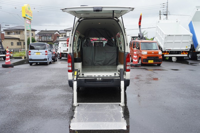 トヨタ ハイエース 小型 ライトバン CBF-TRH200K(93590) 15枚目
