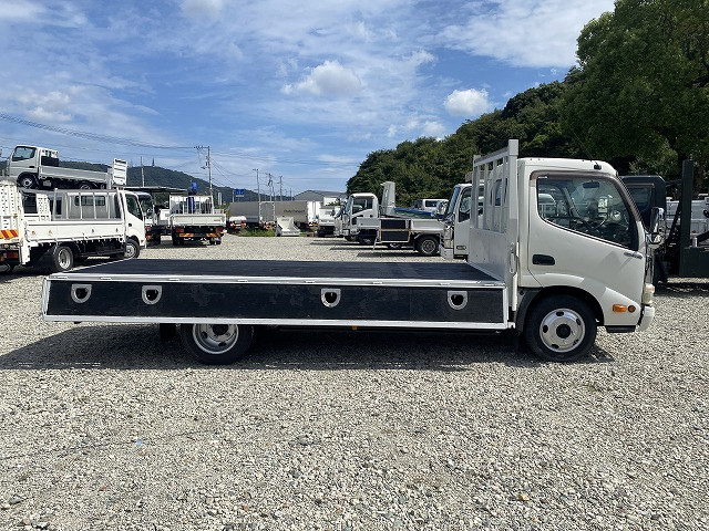 日野 デュトロ 小型 平ボディ SKG-XZU650M(93598) 12枚目