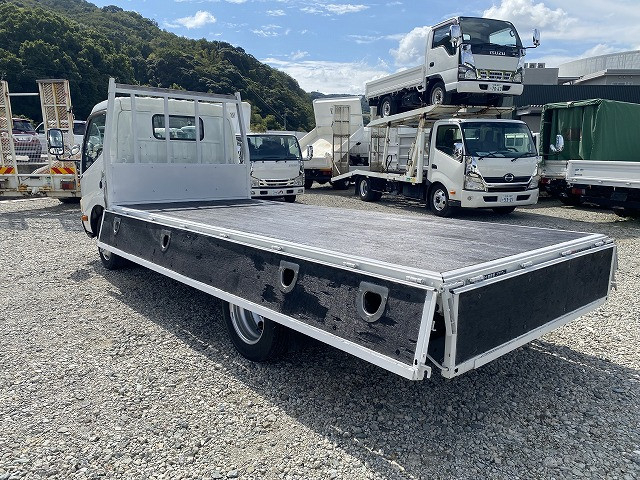日野 デュトロ 小型 平ボディ SKG-XZU650M(93598) 13枚目