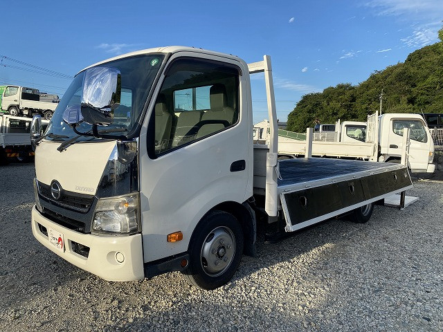 日野 デュトロ 小型 平ボディ SKG-XZU710M(93601) 9枚目