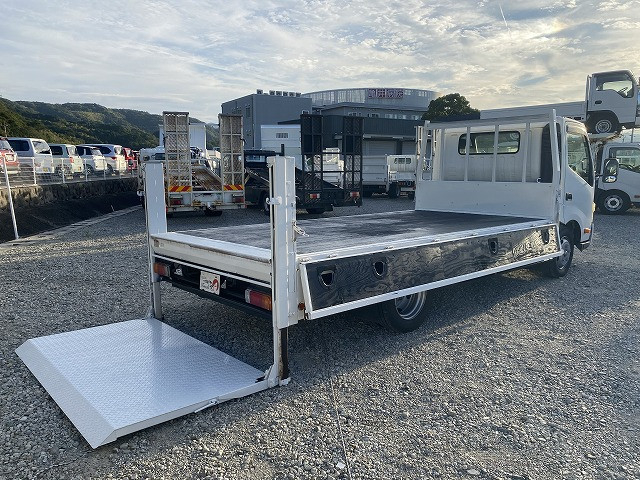 日野 デュトロ 小型 平ボディ SKG-XZU710M(93601) 15枚目